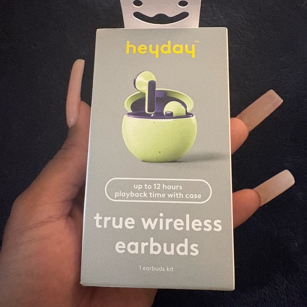 Heyday Green Earbud Headphones True Wireless
